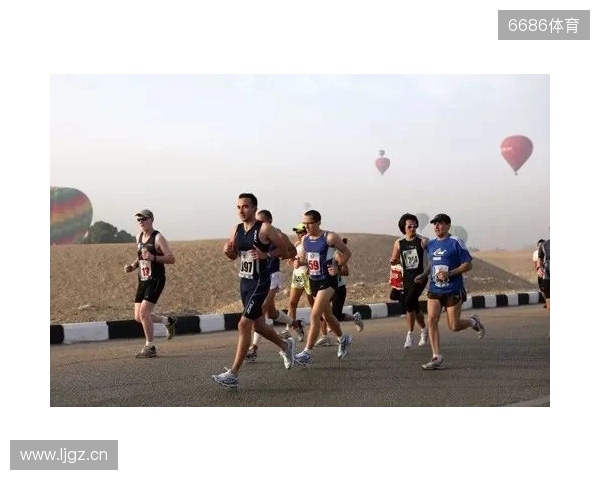 感人至深，朋友穿若塔球衣跑马拉松，期间与若塔妻子相拥