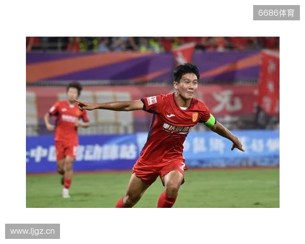 东体：铜梁龙三年三级跳书写“山城”韧性，中超版图重迎重庆红