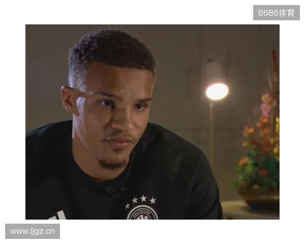 佳夫：我曾与塞内加尔以及芬兰接触，两年后重返德国队很开心