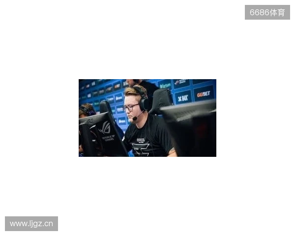 英超本轮最佳球员候选：埃泽、皮克福德、桑托斯入选